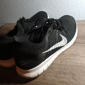 Nike Free Rn Flyknit
